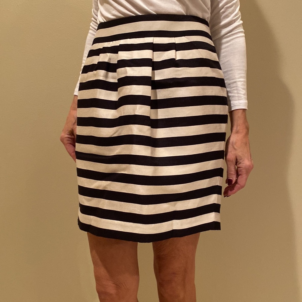 Banana Republic striped cute skirt 2P